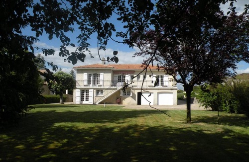 Boutiers-Saint-Trojan Villa | Résidence Les Frugères★ | Exclusive Villa with Private Pool near Cognac