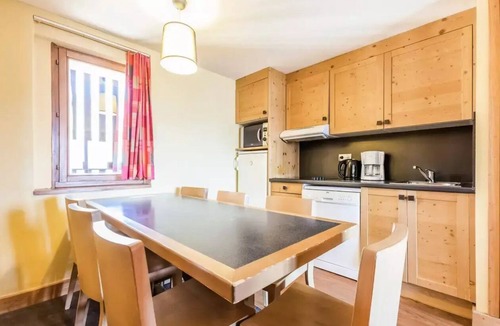 Jeux Apartment | Résidence L'Ours Blanc - maeva Home - 3 Rooms 8 People Selection
