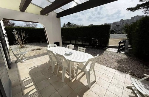 Saint-Jean-de-Monts Villa | Résidence Metiviers - Houses & Villas for 6 People
