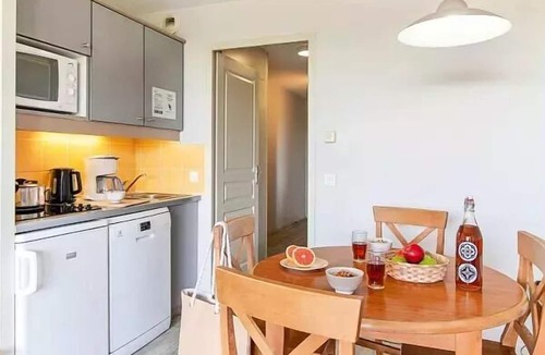 Jonzac Apartment | Résidence Pierre & Vacances Les Rives de la Seugne*** - Apartment for 7 people - 1 bedroom + 1 sleeping area - Terrace or balcony