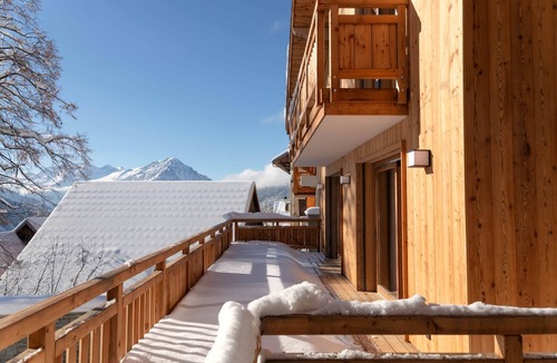 Vaujany Ski Chalet | "Refuge des Sens", Chalet "Harmonie"