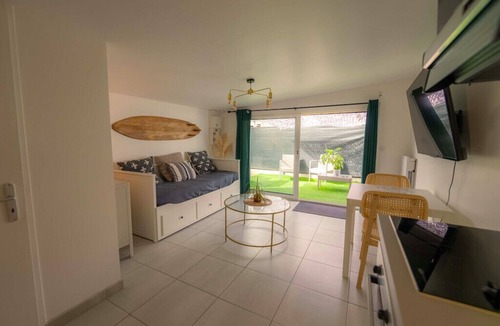 Villenave-d'Ornon House | Renovated 2-room house with garden