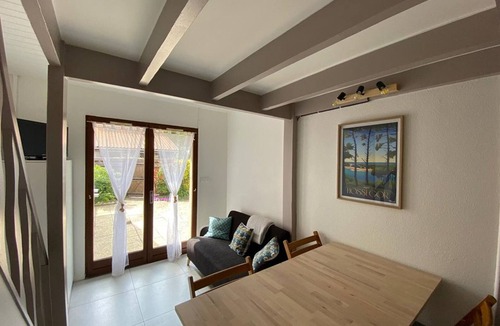 Capbreton Villa | Renovated Patio Villa with Large Terrace, BBQ, and Parking