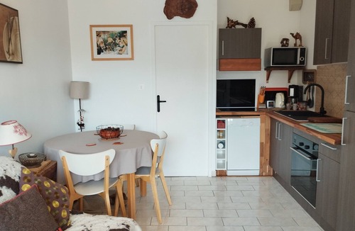 Greolieres les Neiges Apartment | Renovated studio fully equipped 4/5 sleeps Gréolières les Neiges 1400