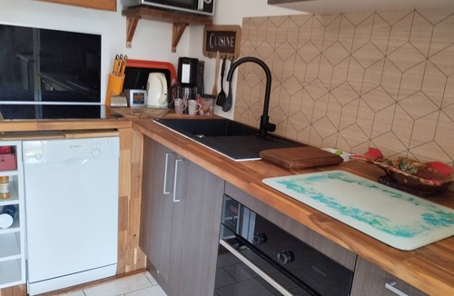 Greolieres les Neiges Apartment | Renovated studio fully equipped 4/5 sleeps Gréolières les Neiges 1400