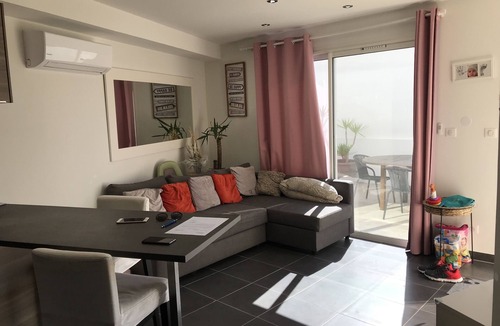 Sainte-Maxime Villa | RENTED VILLA F3 RENTED IN THE GREEN AREA