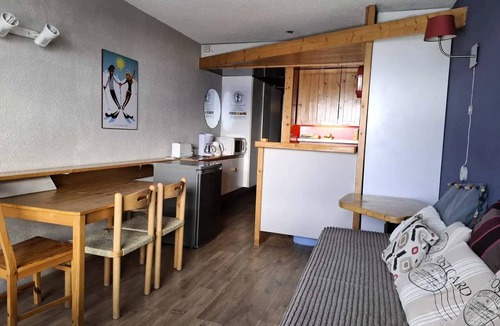 Arc-2000 Apartment | Residence Hotel Aiguille Rouge - Charming studio for 4 people in Arc 2000 ski to the feet, in the center resort, at the foot of the shops and close to bowling and the