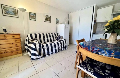 Cavalaire-sur-Mer Apartment | Residence Les Lauriers - APARTMENT 2 PARTS FOR 4 CAVALARY PERSONS