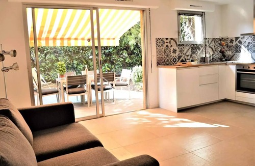 Cavaliere Apartment | Residence Les Mouettes - APARTMENT 2 FIELDS 4 CAVALARY COUCHAGES ON SEA