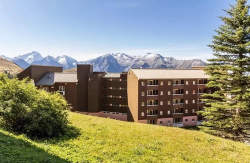 Eclose-Ouest Apartment | Residence Les Horizons d'Huez - maeva Home - Comfort 4-person studio