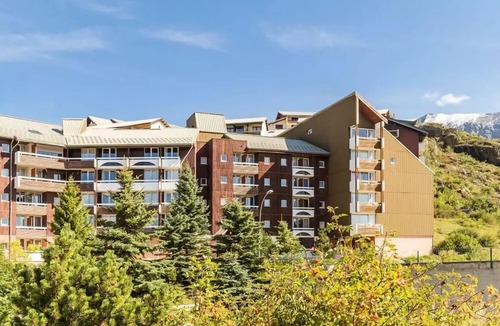 Eclose-Ouest Apartment | Residence Les Horizons d'Huez - maeva Home - Comfort 4-person studio