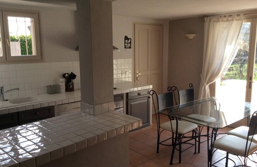 Roquefort-les-Pins House | Rez de Jardin de Villa Dans un Endroit Calme et Arboré Avec Piscine Privée