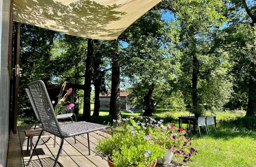 Capdrot Cabin | Roulotte Confortable Avec Vue Imprenable, Hamac et Sanitaires Séparés