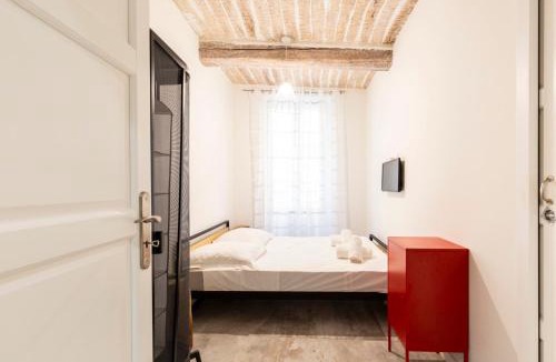 Antibes Old Town Apartment | Safranier Villa Emy 101