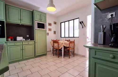 Saint-Georges-de-Didonne Villa | Saint Georges de Didonne - THE PERFECT NEIGHBORHOOD TO RECHARGE YOUR BATTERIES - Renovated House