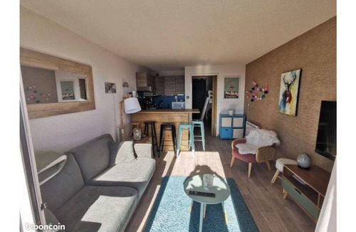 Vignec Apartment | Saint-Lary Pla d'Adet – Apartment with a view of the valley