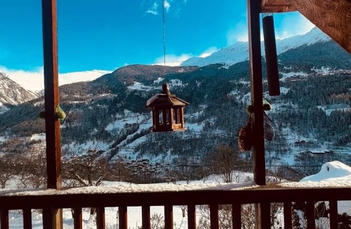Villaroger Ski Chalet | Savoyard chalet connected to the resort of Les Arcs, rental from Sunday to Sunday