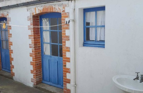 Saint-Gilles-Croix-de-Vie House | Seaside family home with terrace and garden 🌸