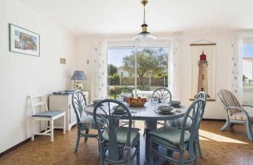 Barbatre House | Sejour pour 8 avec piscine en bord de mer