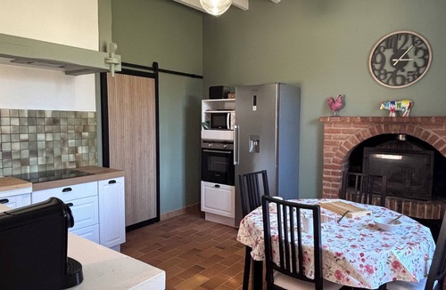 Marions House | Set of three semi-detached houses, swimming pool, 6 bedrooms, 4 bathrooms.