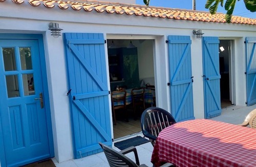 Noirmoutier-en-l'Ile House | Single-story house in L'Herbaudière near beach and ports - 4 guests