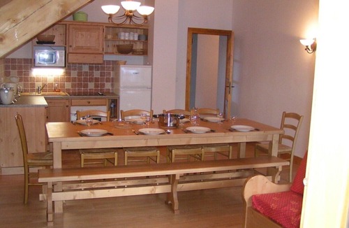 Oz-en-Oisans Apartment | Ski in Ski Out Luxury Apartment with South West Facing Balcony!