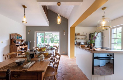 Pierrefitte-sur-Sauldre Villa | Sologne Villa – Large Grounds & Private Pond