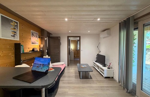 Gilly-sur-Isere Apartment | Source Olympique Alpes