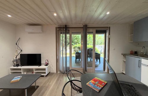 Gilly-sur-Isere Apartment | Source Olympique Alpes