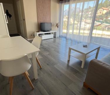 Levens Apartment | Spacieux 2 pièces à 30mn de Nice