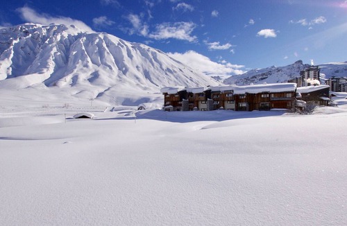 Val Claret Ski Chalet | Spacious 180m² chalet for 15 people in Tignes with Wifi