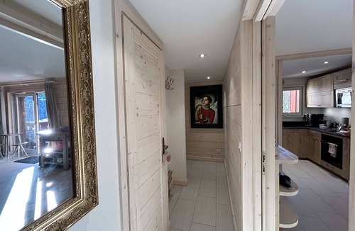Meribel Village Apartment | Spacious apartment, parking included - 8 guests