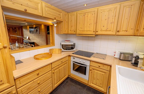 Arc-1600 Ski Chalet | Spacious chalet for 14 with sauna and fireplace in Arcs 1600