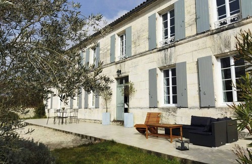 Archiac House | Spacious home in the heart of Charentes