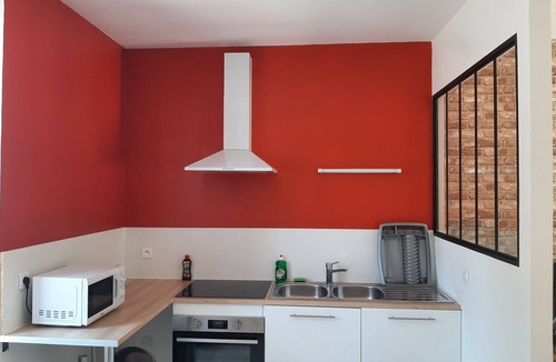Neris-les-Bains Apartment | Spacious luxury apartment with private entrance