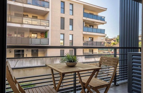 Saint-Tropez City Centre Apartment | Spacious studio a/c 2P - Place des Lices