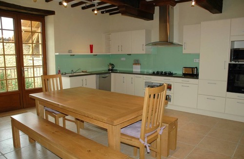 Aignan House | Spacious, tranquil Gascon farmhouse in Gers with pool/WiFi, sleeps 8