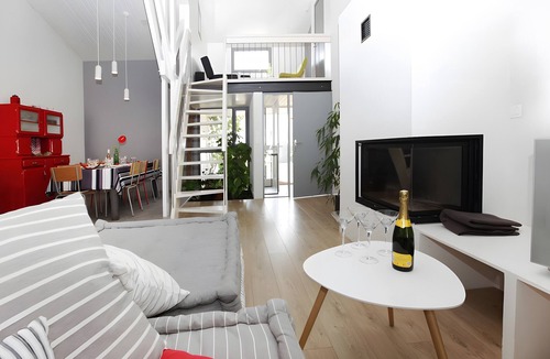 Saujon Villa | Spacious Villa 10 min from Royan – 4 Bedrooms, Garden, Terrace, Ideal for Families and Friends
