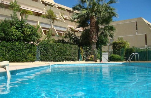 Menton Apartment | Splendid 2-room apartment with air conditioning, pool and private garage