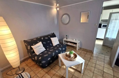 Saint-Georges-de-Didonne Villa | St Georges de Didonne - CHARMING SMALL HOUSE with COURTYARD - 1 Bedroom
