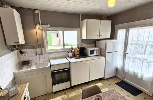 Saint-Georges-de-Didonne Villa | St Georges de Didonne - CHARMING SMALL HOUSE with COURTYARD - 1 Bedroom