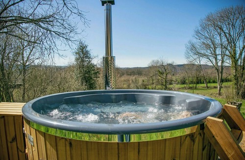 Croze House | Stone cottage near Lac de Vassivière