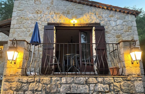 Cipieres House | Stone house: garden & mountain view