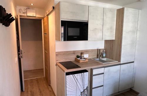 Jean-Medecin Apartment | STUDETTE Nice Massena #1