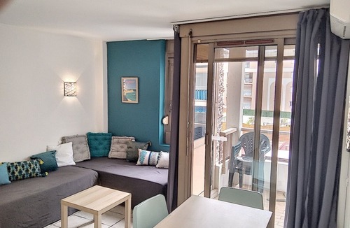 Juan-les-Pins Apartment | Studio 309 Bord de mer Résidence Graziella