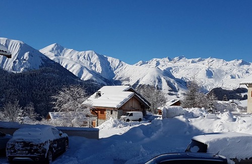 Albiez-Montrond Apartment | Studio 4 people - Bright - Beautiful view of the Aiguilles d'Arves mountains