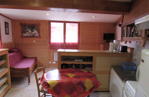 Les Bossons Apartment | Studio Aux Bossons (3km From Chamonix Mont Blanc)