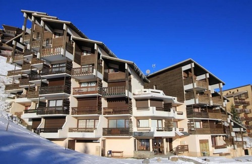 Auris Apartment | Studio cabin for 4, 300m from slopes, balcony, parking, pets allowed - Auris en Oisans