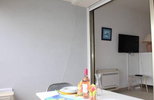 Villeneuve Loubet Beach Apartment | Studio cosy climatisé avec vue mer - 4 couchages, Villeneuve-Loubet Plage - FR-1-252A-17