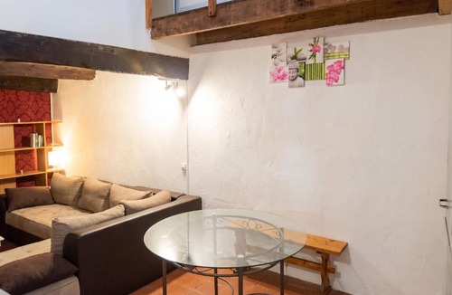 Belgentier Apartment | Studio de village vintage à Belgentier - 50 m² avec entrée privée